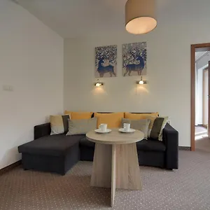 Bezowy I Nowoczesny Sun Seasons 24 W Szklarskiej Porebie By Renters Szklarska Poręba